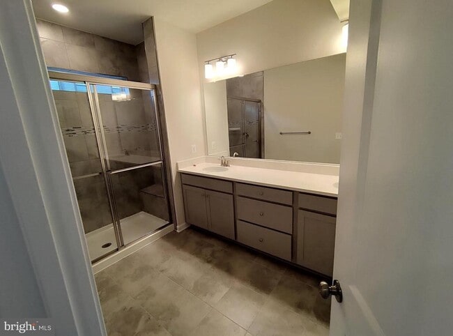 Building Photo - 22520 Foundation Dr