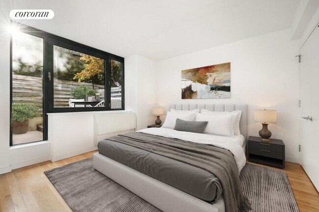 Building Photo - 247 N 7th St