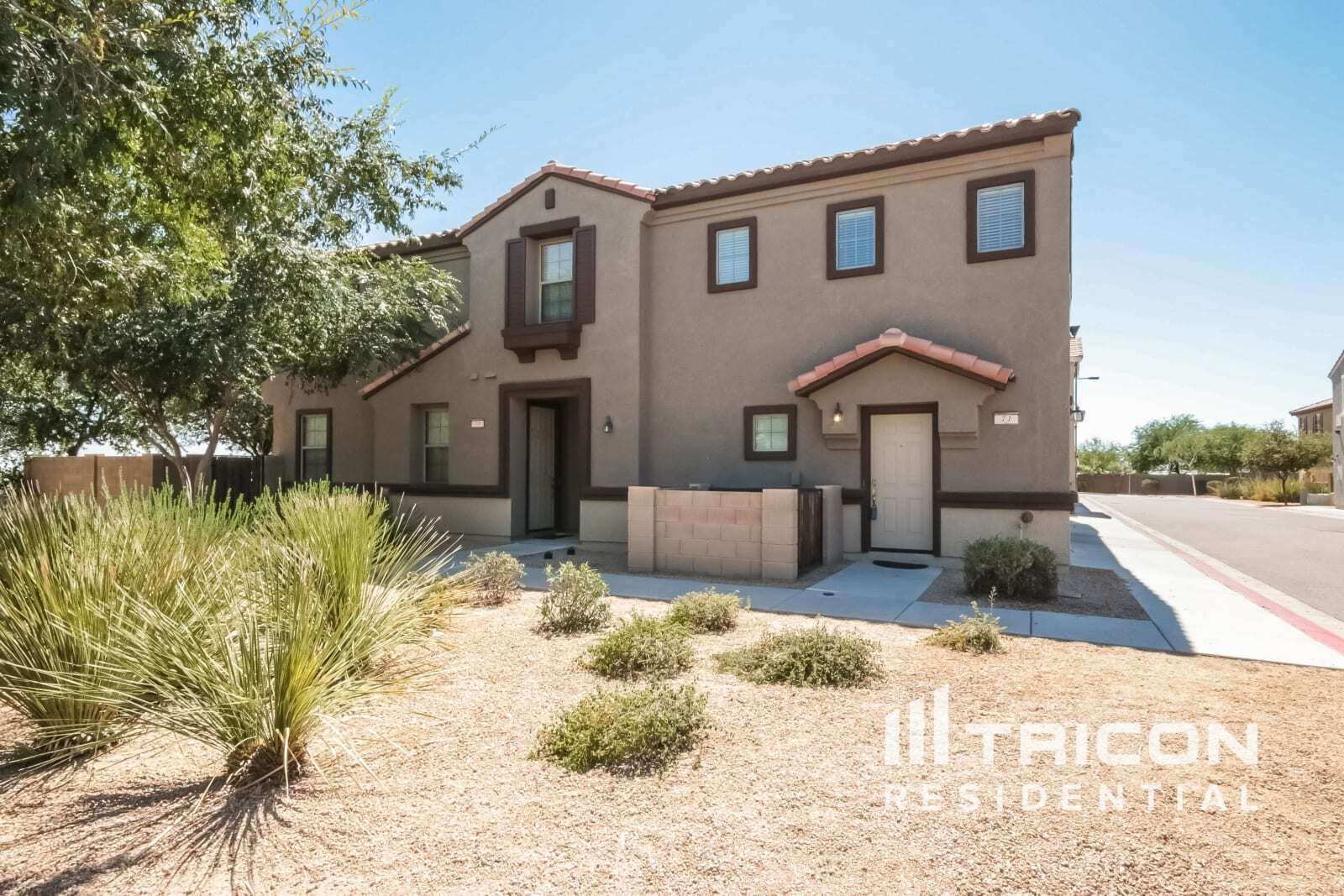 Building Photo - 1250 S Rialto