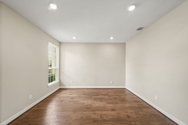 Building Photo - 10026 Tribeca Trl