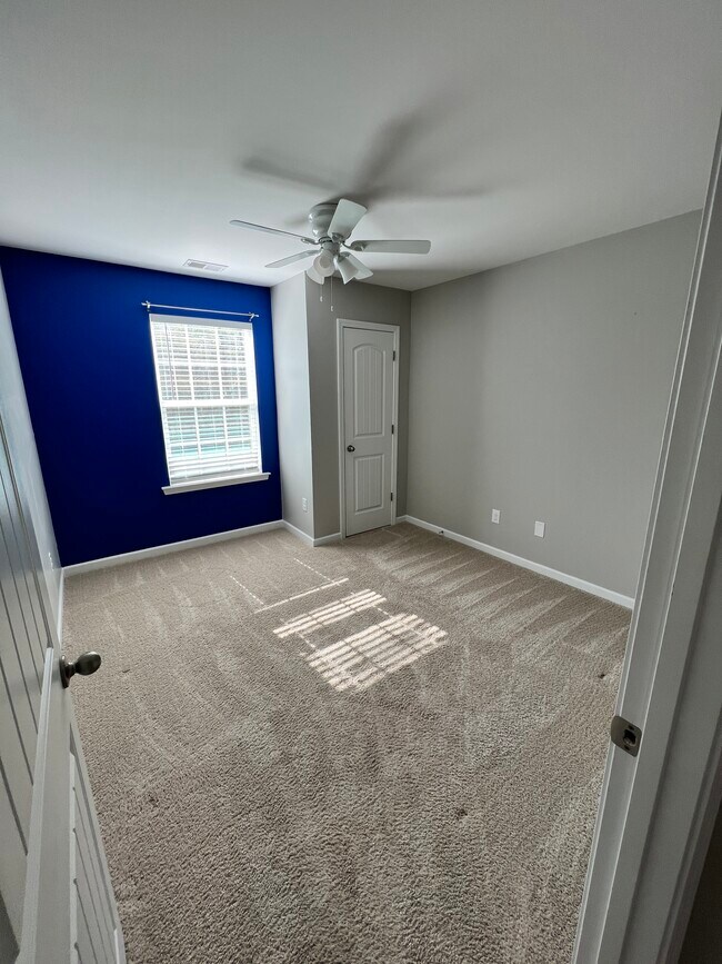 Building Photo - 117 Wheaton Ct