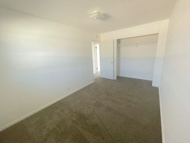 Building Photo - Italian Estates Property Managment