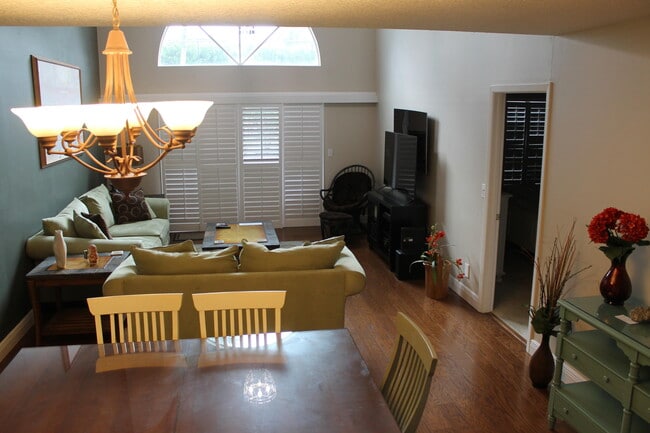 Building Photo - 1209 Ocean Dunes Cir