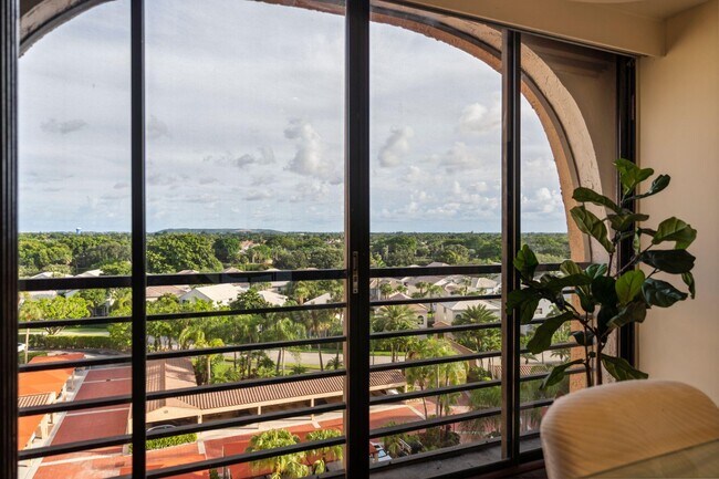 Building Photo - 7217 Promenade Dr