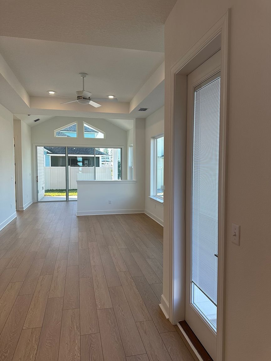 Building Photo - 165 Seabrook Vlg Ave