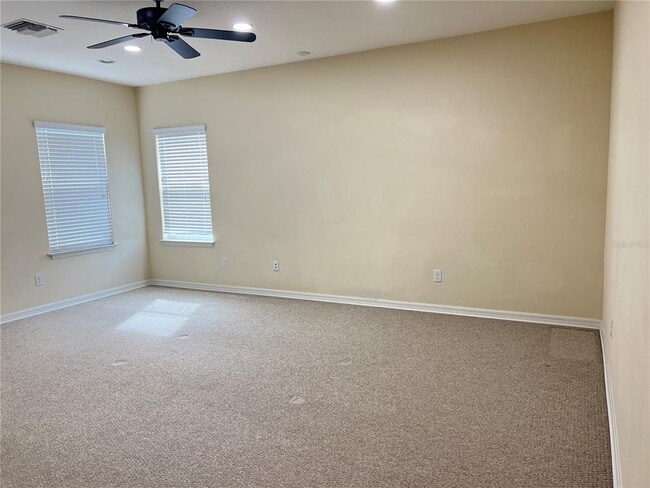 Building Photo - 5753 Hydrangea Cir