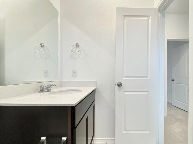 Building Photo - 1548 Weatherford Ln