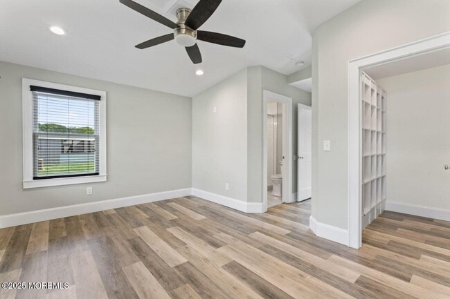 Building Photo - 553 Colts Neck Rd