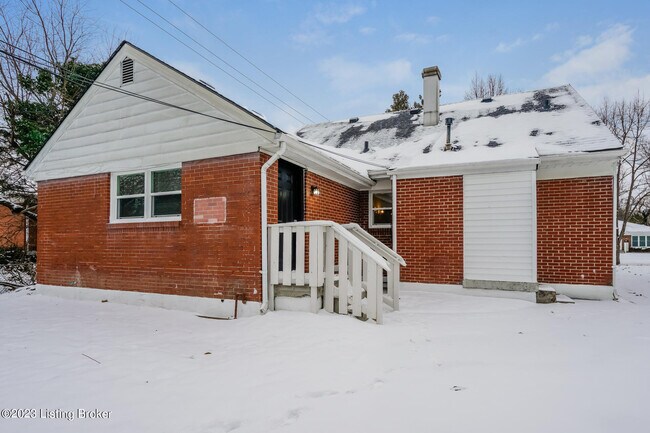 Building Photo - 4200 Berkshire Ave