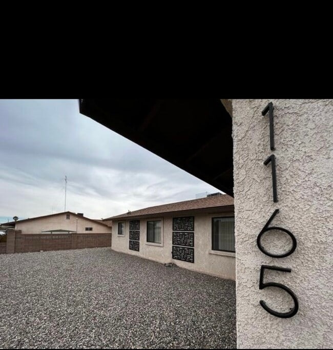 Primary Photo - 1165 Sunny Ridge Dr