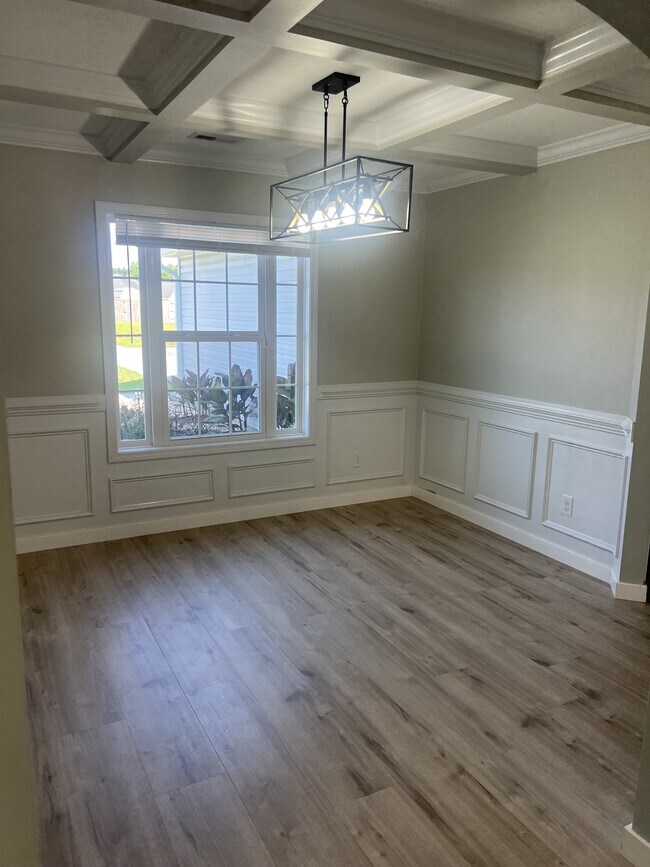 Building Photo - 141 Prelude Dr