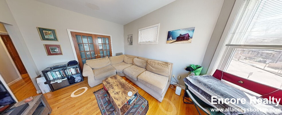 Primary Photo - 23 Tufts St