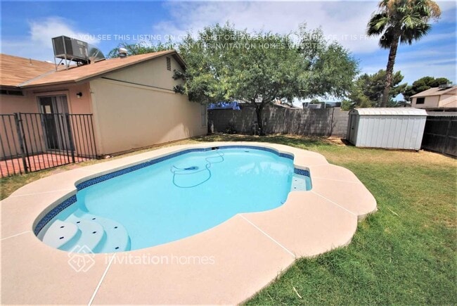 Building Photo - 6117 W Mauna Loa Ln