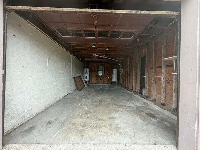 Building Photo - 5511 Avenue N 1/2 Rear