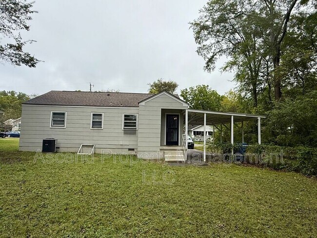Building Photo - 5514 Rosemont Dr