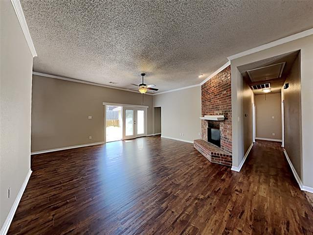Building Photo - 643 Big Oak Ct