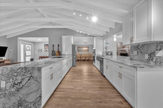 Building Photo - 2931 SW 108th Way