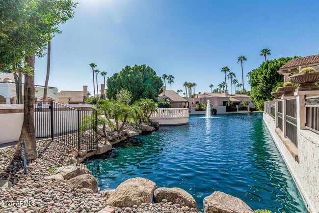 Building Photo - 10113 E Topaz Dr