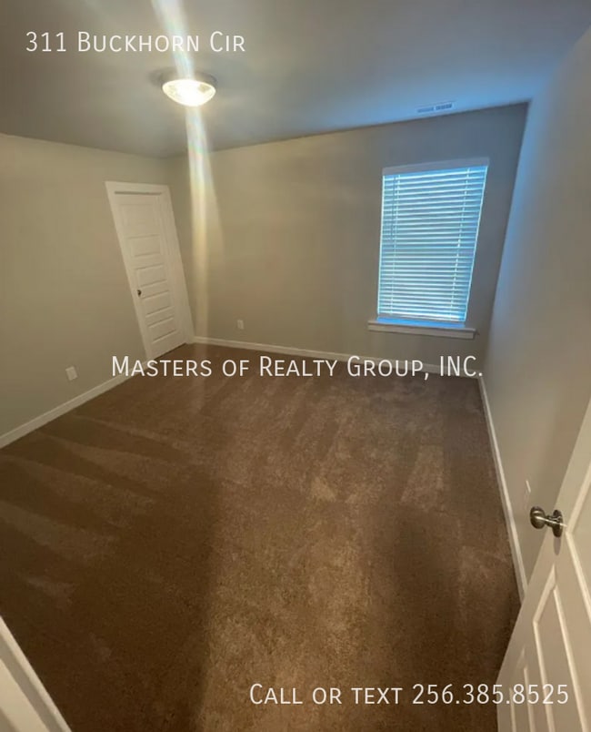 Building Photo - 311 Buckhorn Cir