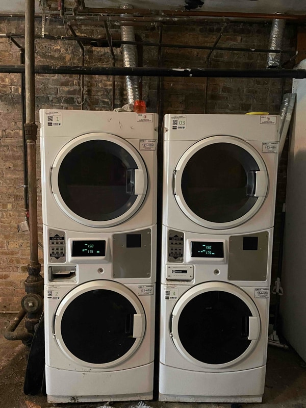 Building Photo - 7931 S Manistee Ave