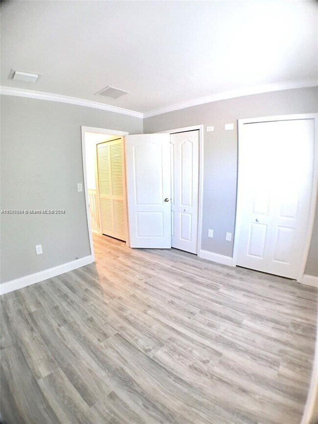 Building Photo - 12804 SW 31st St