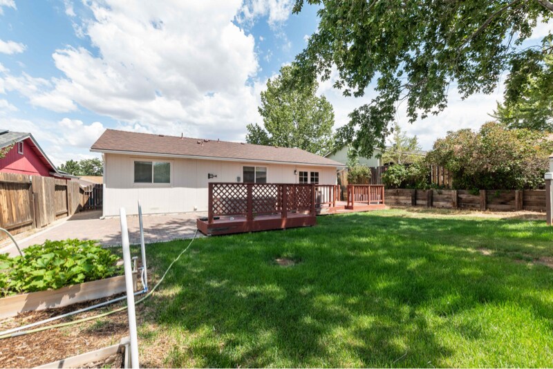 Building Photo - 8665 Strutter Way