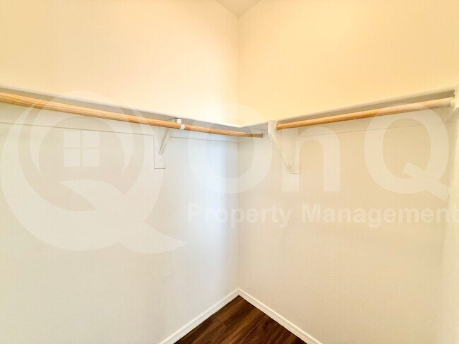 Building Photo - 9182 W Black Hill Rd