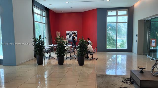 Building Photo - 300 S Biscayne Blvd