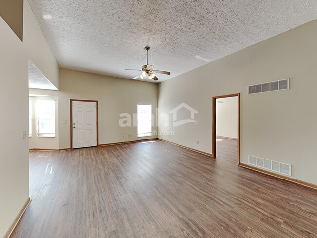 Building Photo - 7181 Candlestone Dr