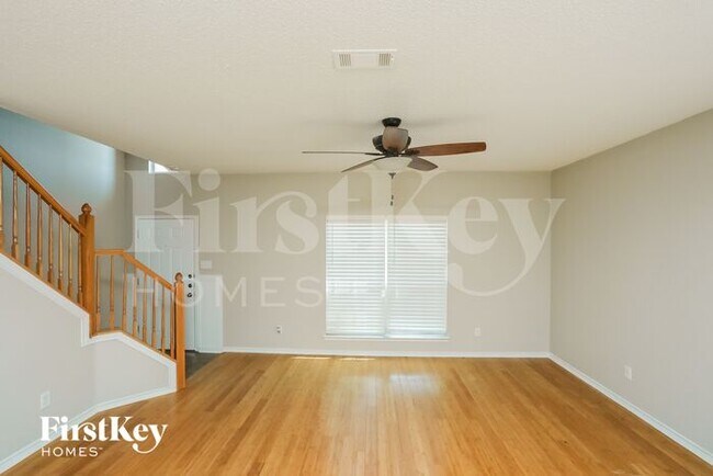 Building Photo - 2137 San Simeon Dr