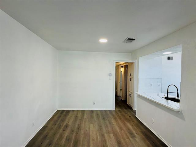 Building Photo - 222 Shady Ln Dr
