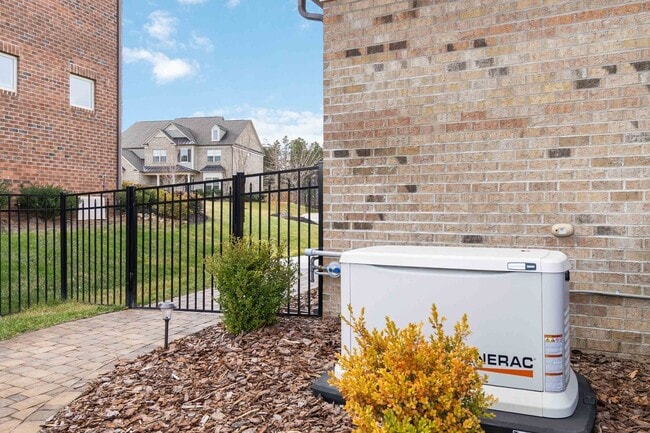 Building Photo - Beautiful Furnished Home in Olmstead