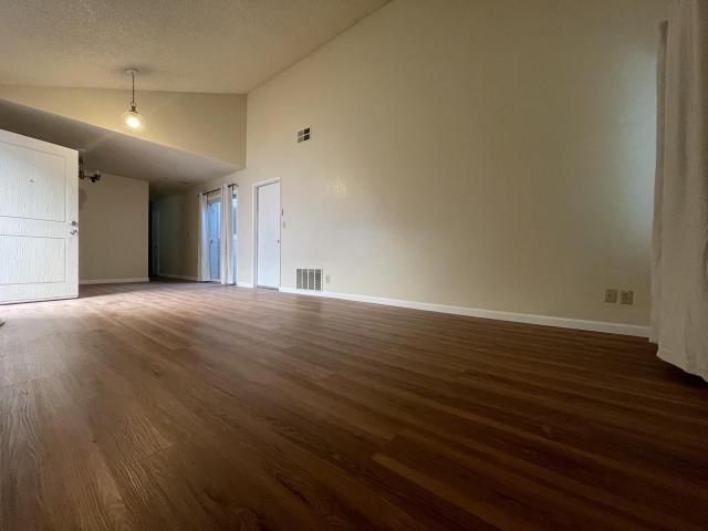 Building Photo - 4 bedroom in San Leandro CA 94579