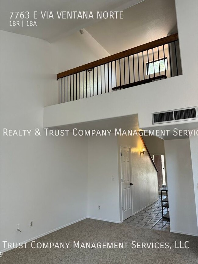 Building Photo - 1 Bedroom Condo in Foothills - Available NOW!