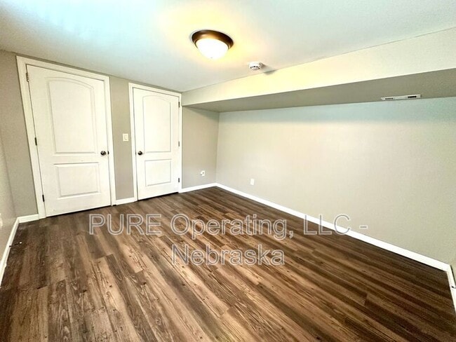 Building Photo - 5851 S 51st St