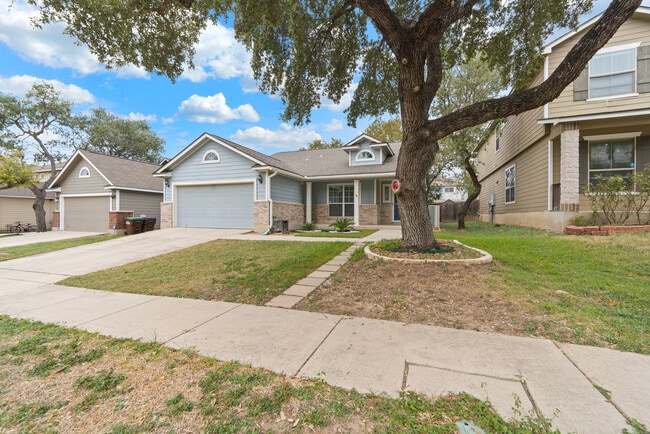 Building Photo - 10711 Buck Park