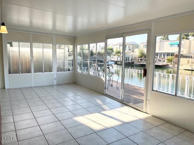 Building Photo - 1675 Edgewater Ln