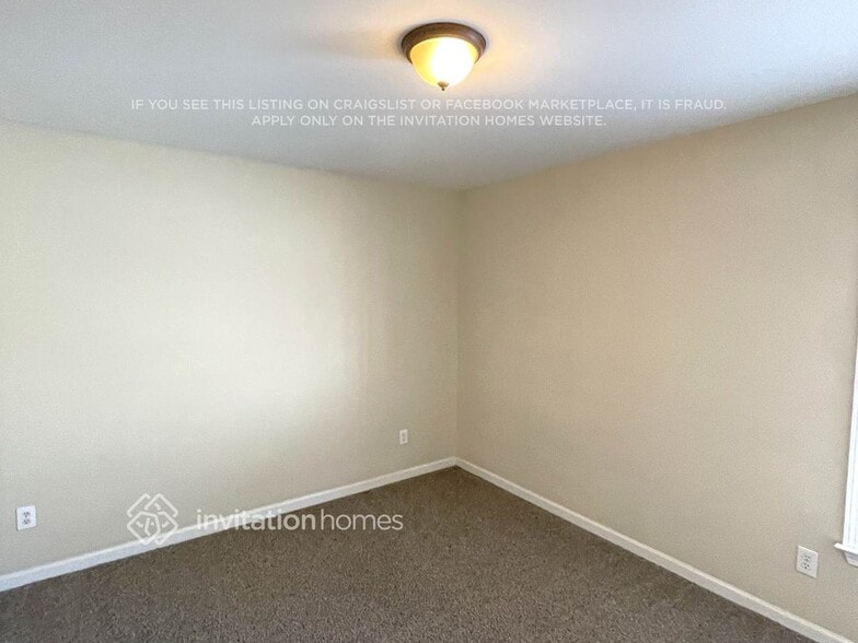 Building Photo - 2003 Stonewick Ct