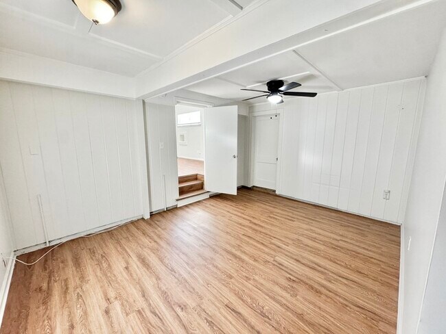 Building Photo - 3880 Spottswood Ave