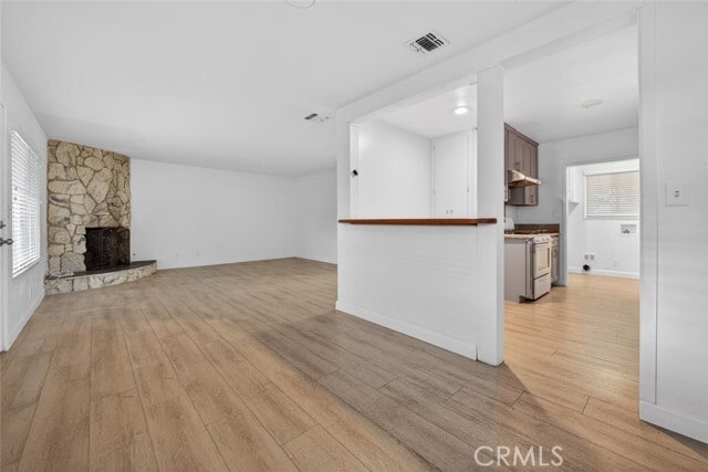 Building Photo - 4020 N Woodgrove Ave