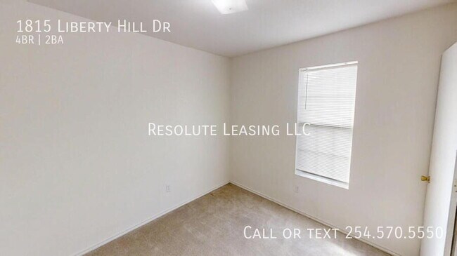 Building Photo - 1815 Liberty Hill Dr