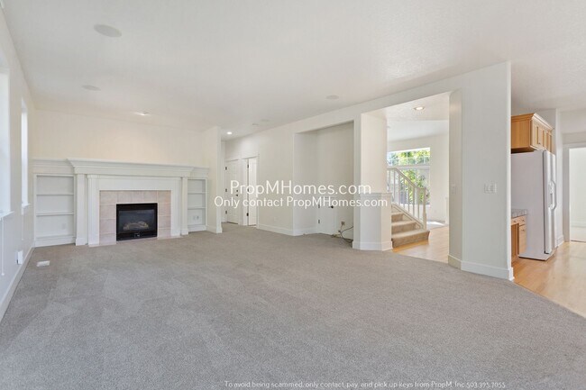 Building Photo - Spacious 5-Bedroom Oasis in the Heart of Five Oaks!
