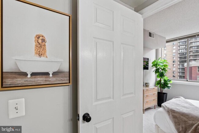 Building Photo - 3835 9th St N