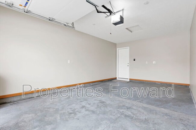 Building Photo - 3687 Park St
