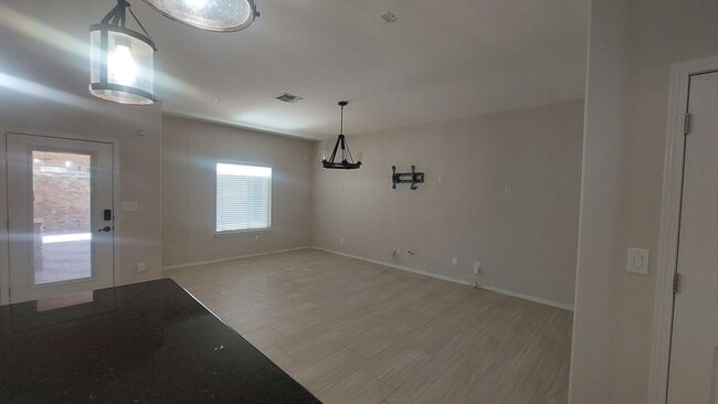 Building Photo - Backyard Oasis!!!  Beautiful 4 bedroom 2.5 bathroom 2 story home on corner lot!
