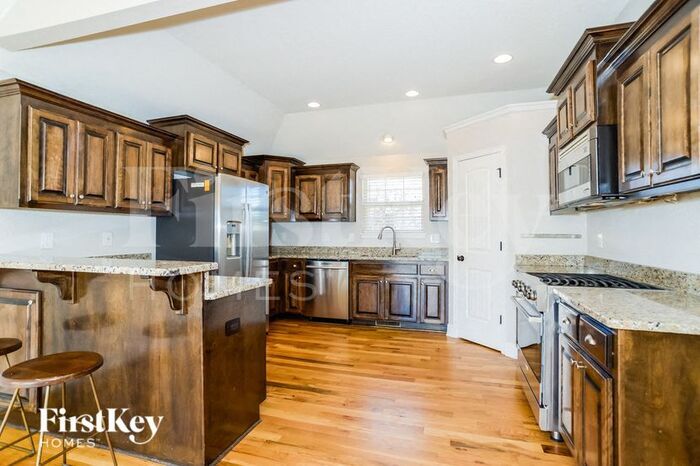 Building Photo - 10511 Augusta Dr