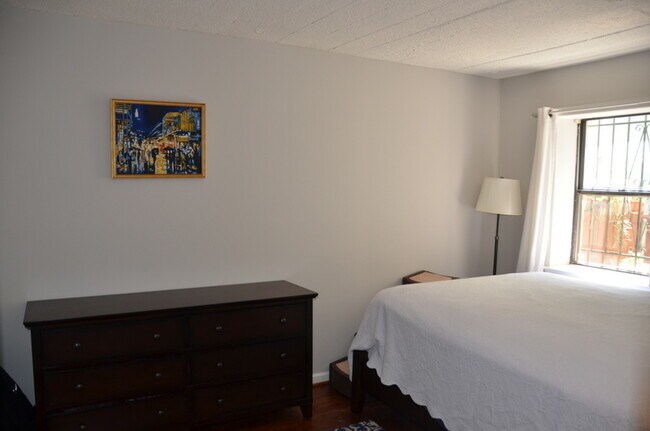 Bedroom - 1320 21st St NW