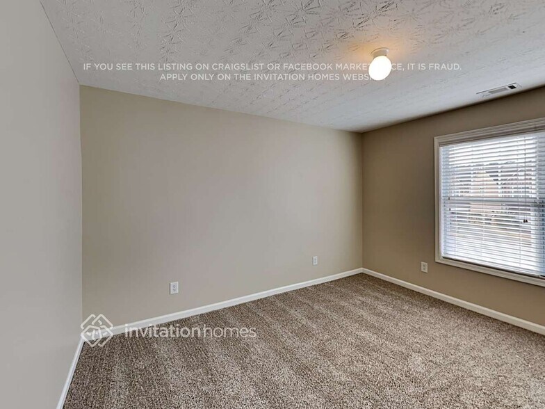 Building Photo - 4684 Windale Dr NW