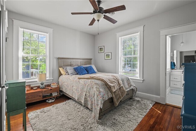 Building Photo - 3100 Barton Ave