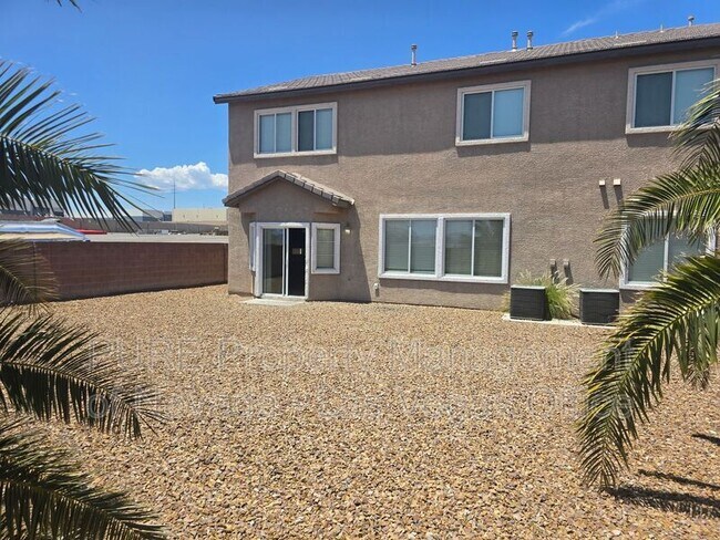 Building Photo - 3904 Ropers Ranch St